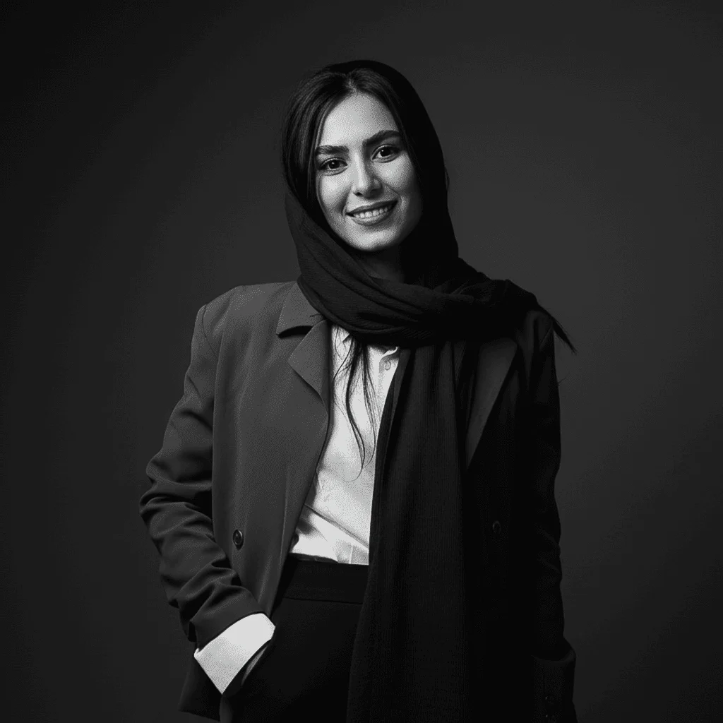 سارا کریمی
