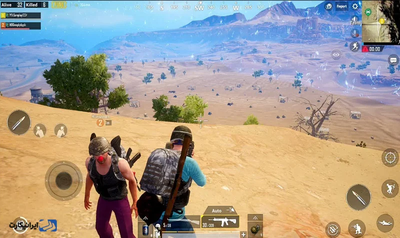 دو بازیکن در محیط بیابانی PUBG Mobile