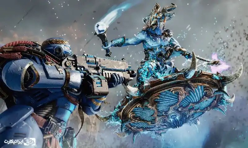 نبرد سرباز فضایی با موجود آبی در بازی Space Marine II
