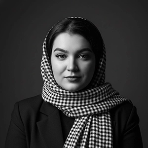 زهرا حقی